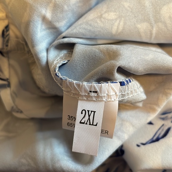 Blue Bell Sleeve V-Neck Midi Dress. - Picture 8 of 9